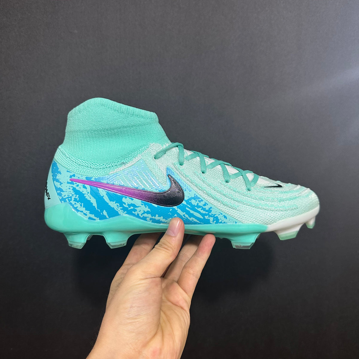 Chuteira Campo Nike Phantom Luna 2 Elite + Brindes