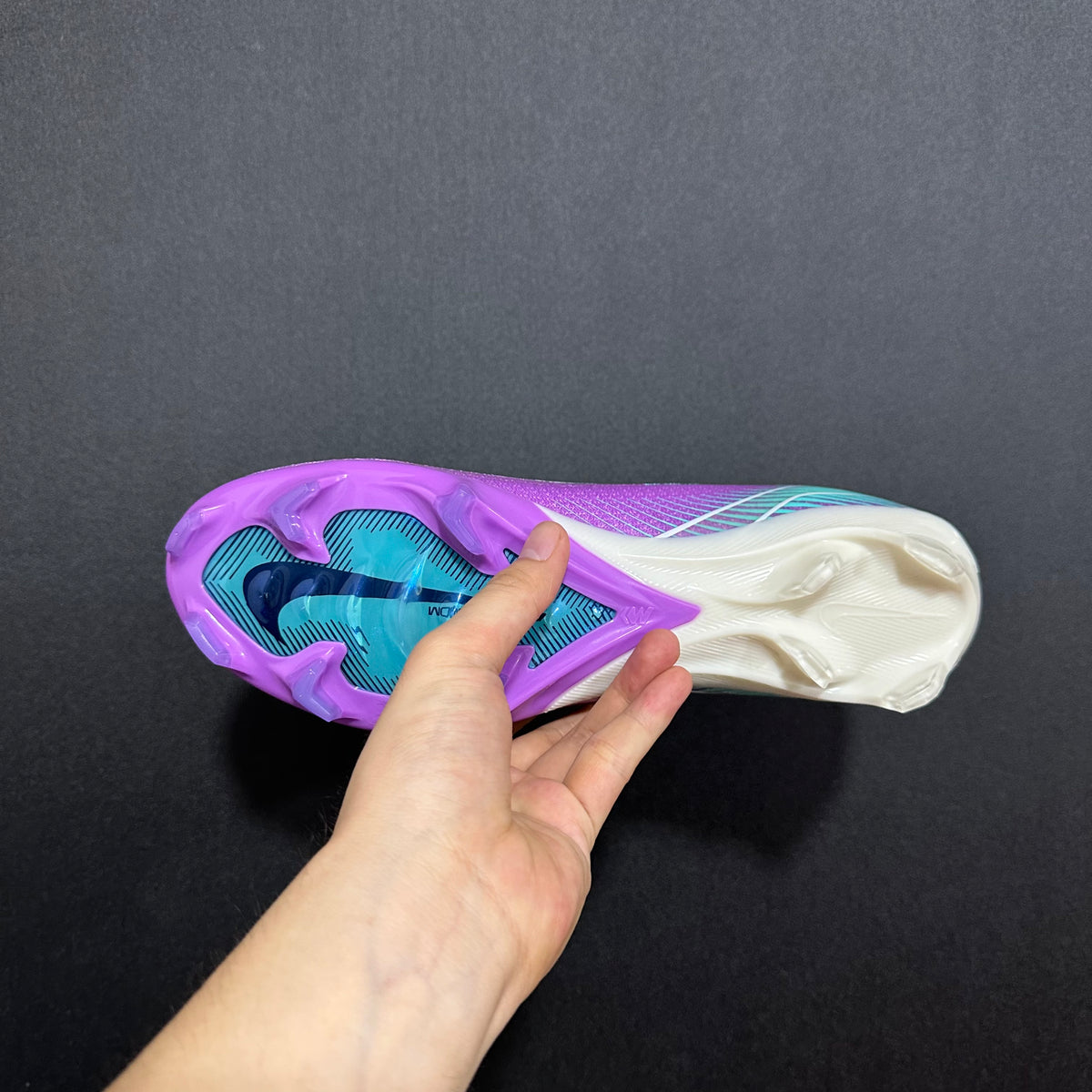 Chuteira Campo Nike Air Zoom Mercurial Vapor 16 Elite + Brindes Exclusivos