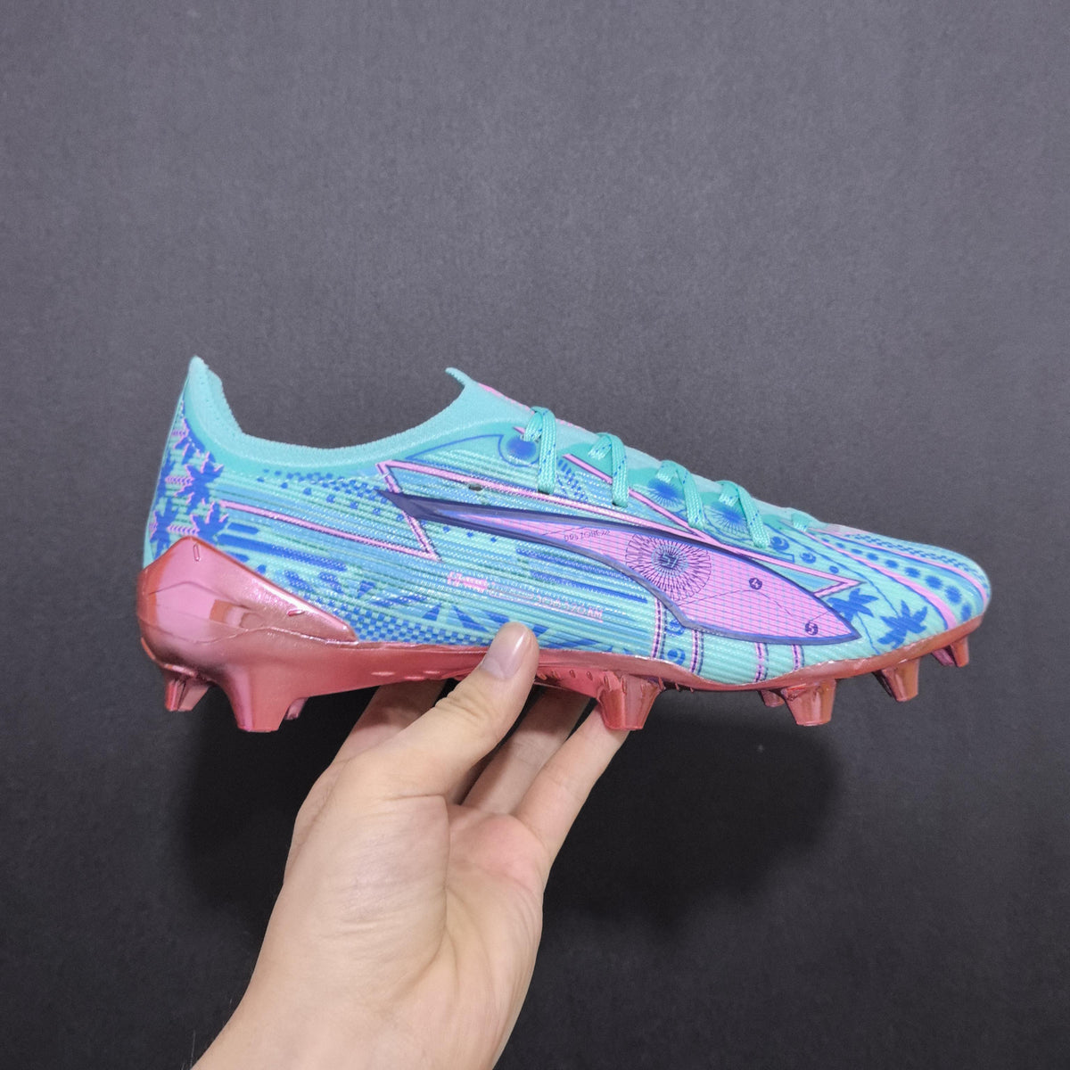 Chuteira Campo Puma Ultra 5 FG Elite + Brindes