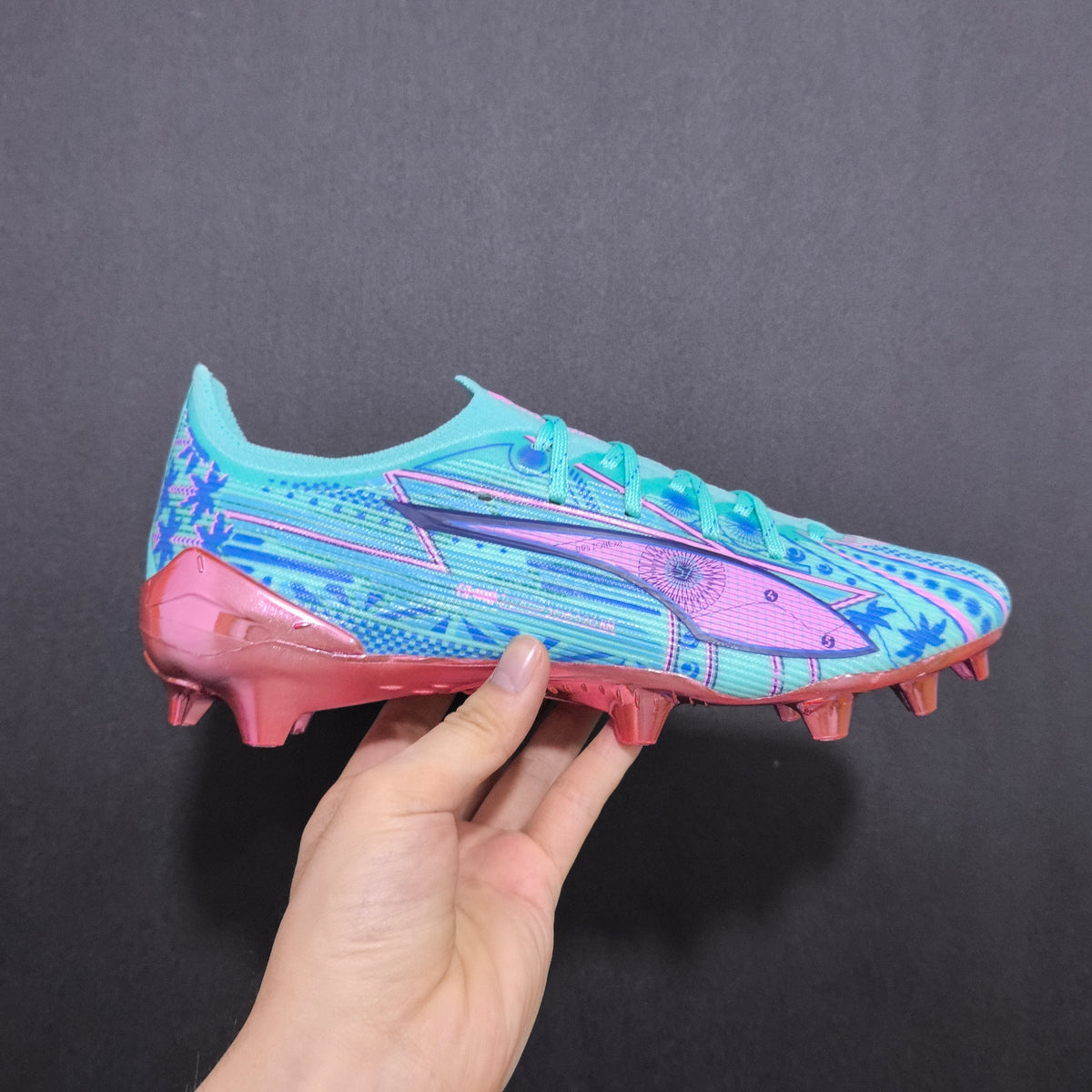 Chuteira Campo Puma Ultra 5 FG Elite + Brindes