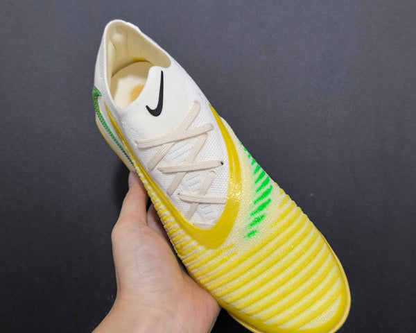 Chuteira Society Nike Phantom GX 6 TF Elite + Brindes