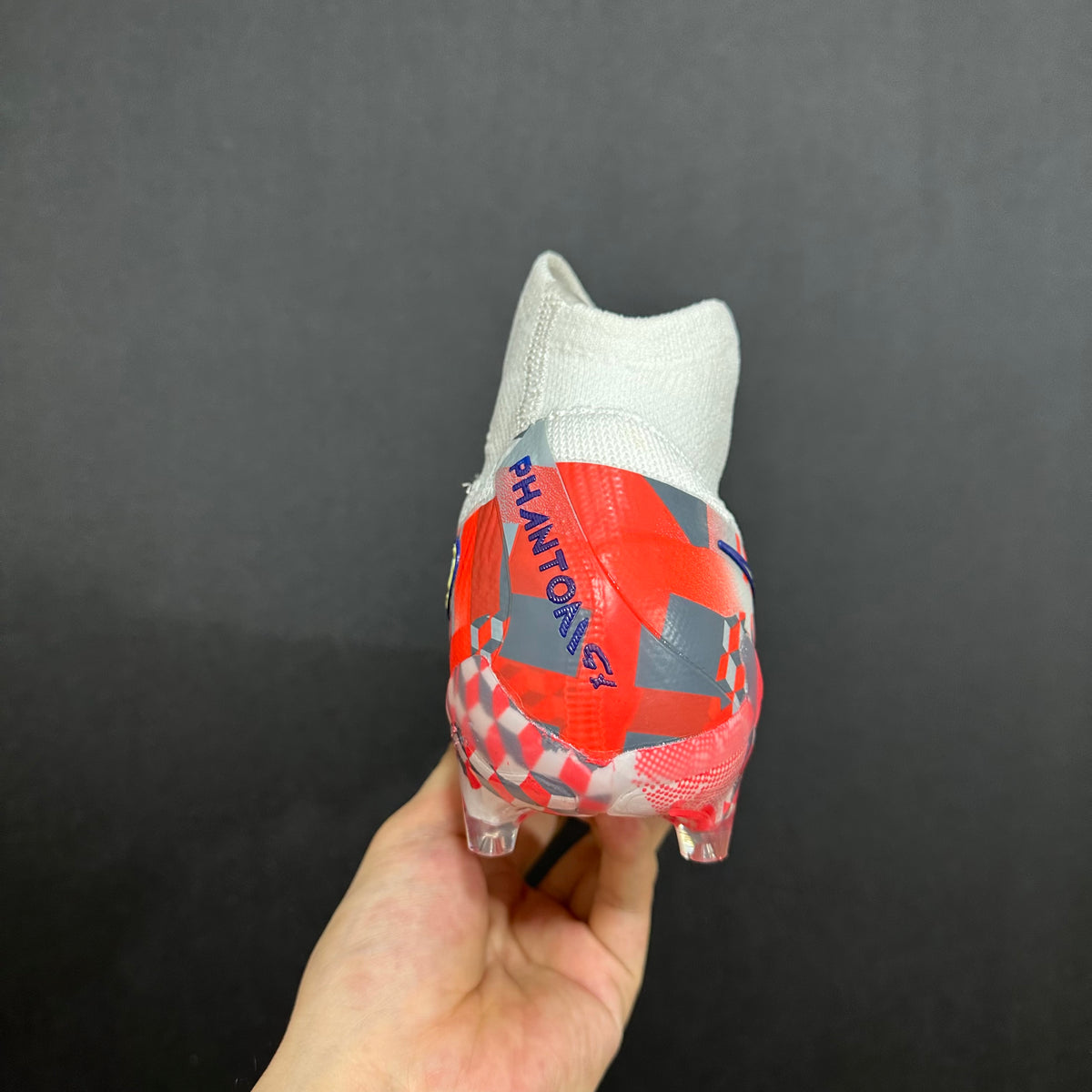 Chuteira Campo Nike Phantom Luna 2 AG Elite + Brindes