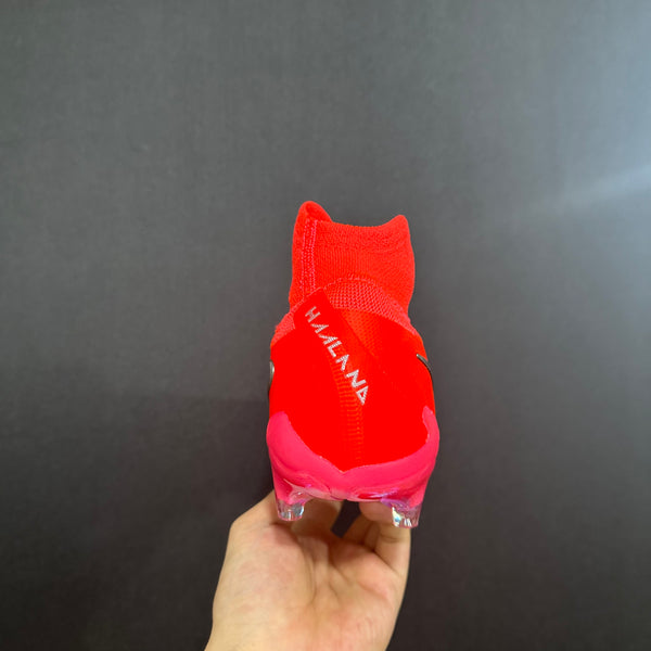 Chuteira Campo Nike Phantom Luna 2 AG Elite + Brindes