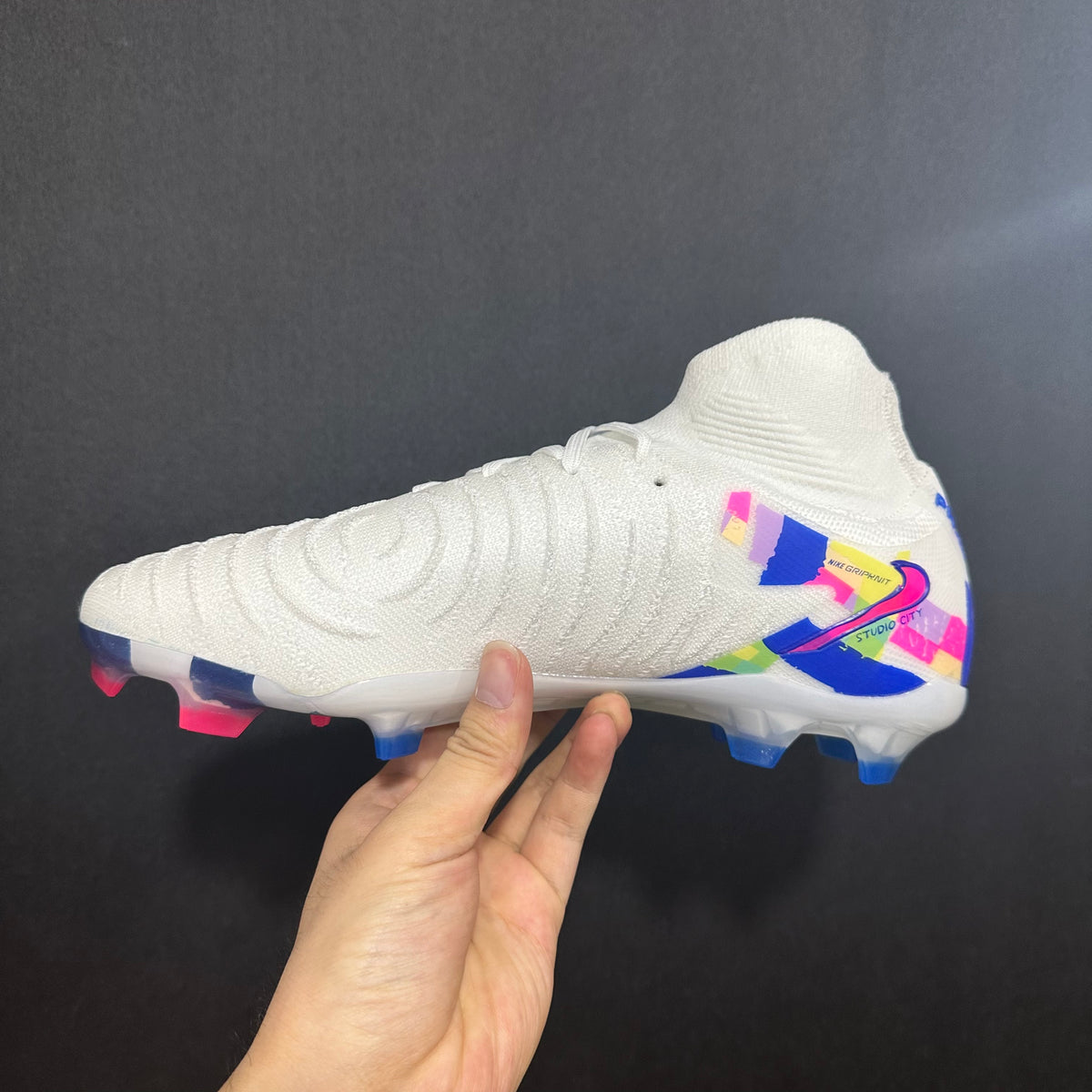 Chuteira Campo Nike Phantom Luna 2 Elite + Brindes