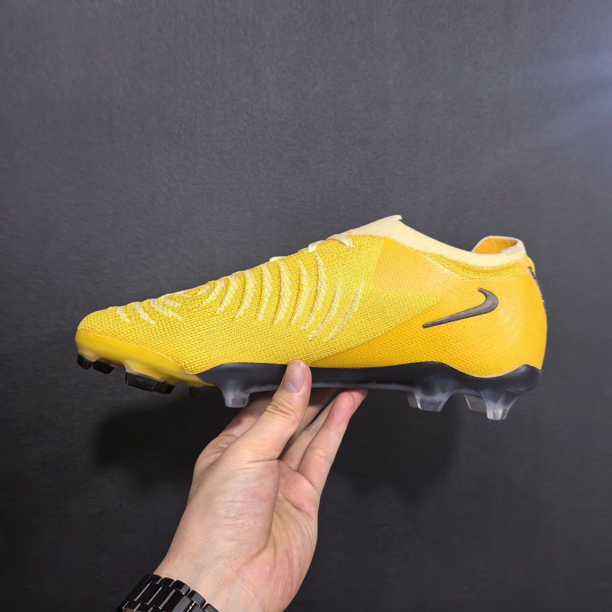 Chuteira Campo Nike Phantom Luna 2 Elite + Brindes