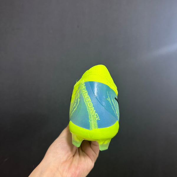 Chuteira Campo Nike Phantom Luna 2 Elite + Brindes