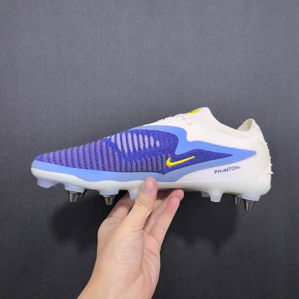 Chuteira Campo Nike Phantom GX 6 SG Elite + Brindes