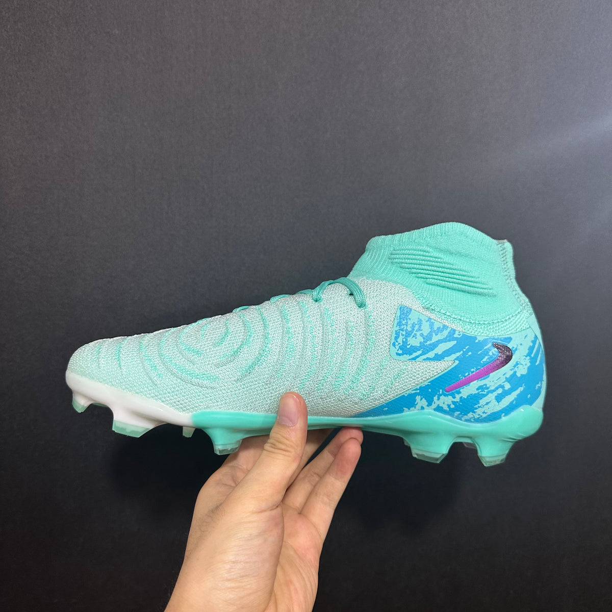 Chuteira Campo Nike Phantom Luna 2 Elite + Brindes