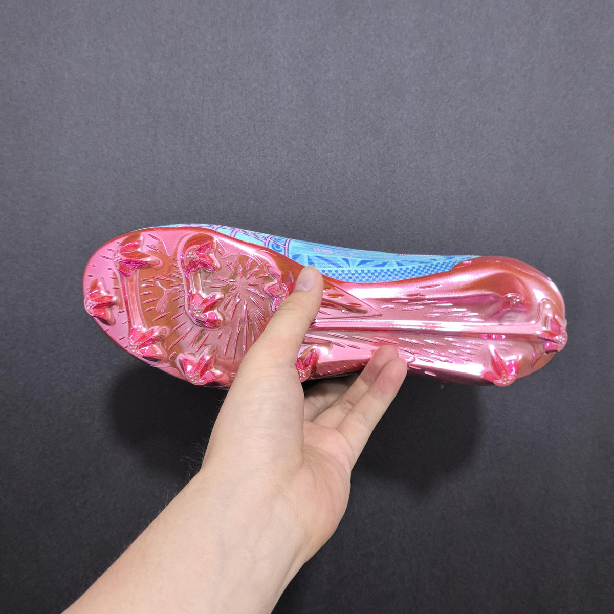 Chuteira Campo Puma Ultra 5 FG Elite + Brindes