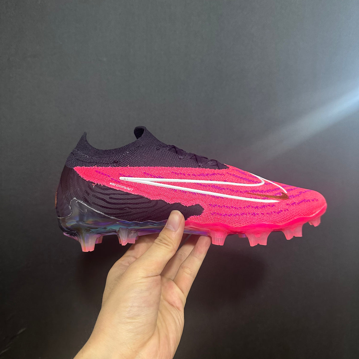 Chuteira Campo Nike Phantom GX DF Elite + Brindes