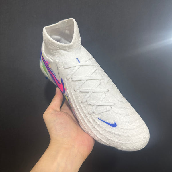 Chuteira Campo Nike Phantom Luna 2 AG Elite + Brindes