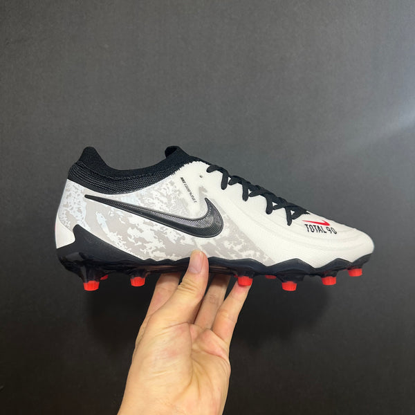 Chuteira Campo Nike Phantom Luna 2 AG Elite + Brindes
