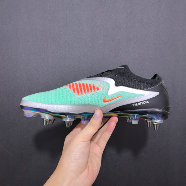 Chuteira Campo Nike Phantom GX 6 SG Elite + Brindes