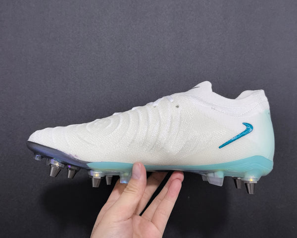 Chuteira Campo Nike Phantom Luna 2 SG Elite + Brindes