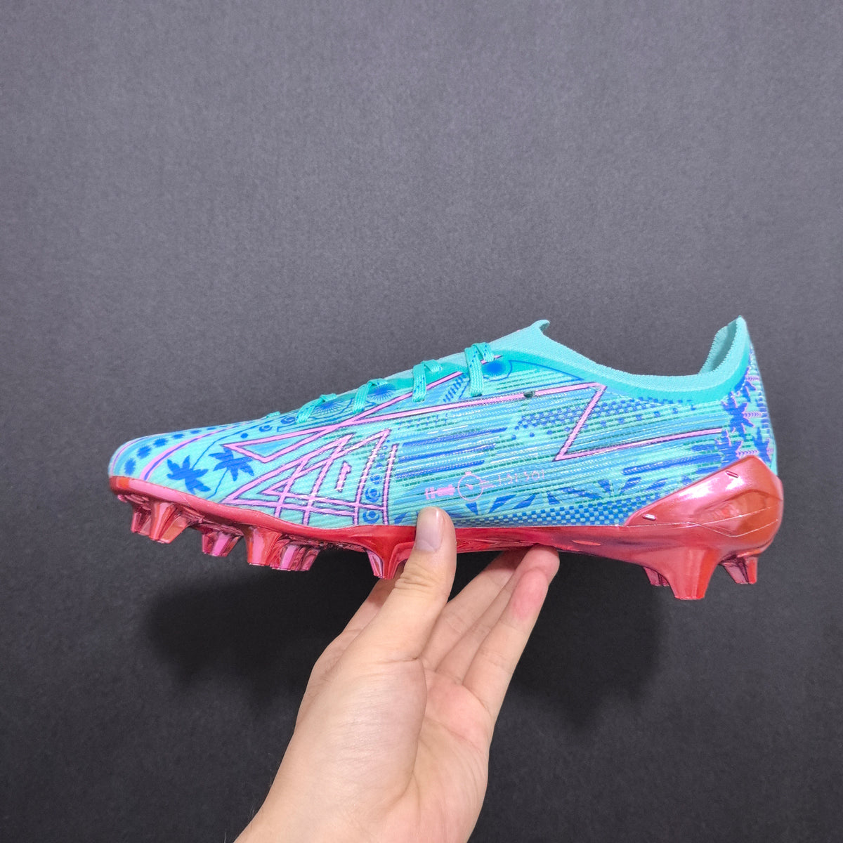 Chuteira Campo Puma Ultra 5 FG Elite + Brindes
