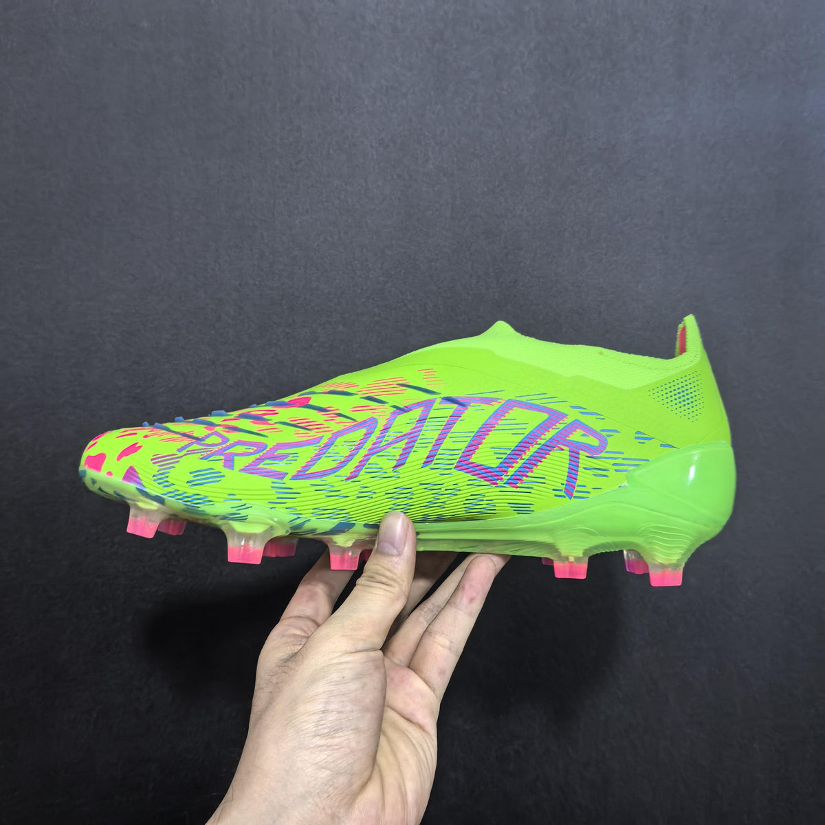 Chuteira Campo Adidas Predator+ FG Elite + Brindes