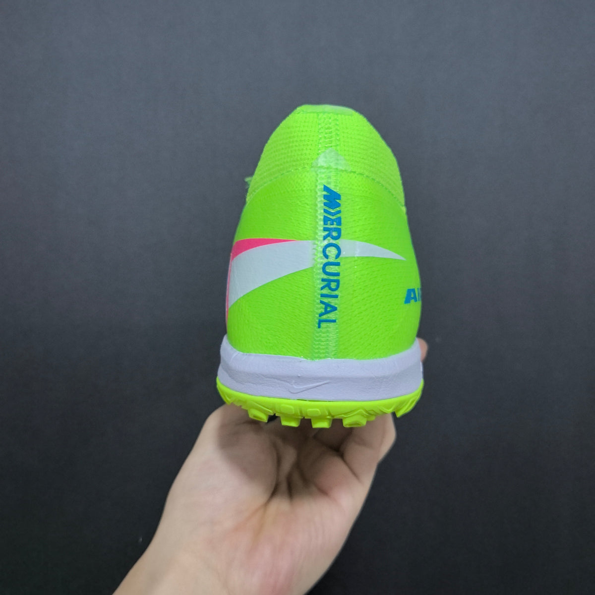 Chuteira Society Nike Air Zoom Mercurial Vapor 16 TF Elite + Brindes