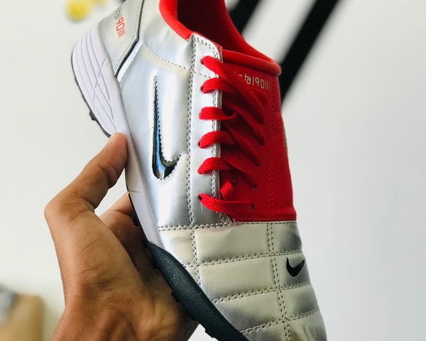 Chuteira Society Nike Total 90 TF + Brindes