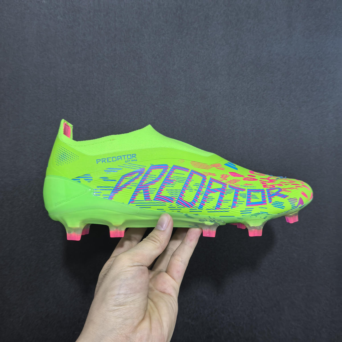 Chuteira Campo Adidas Predator+ FG Elite + Brindes