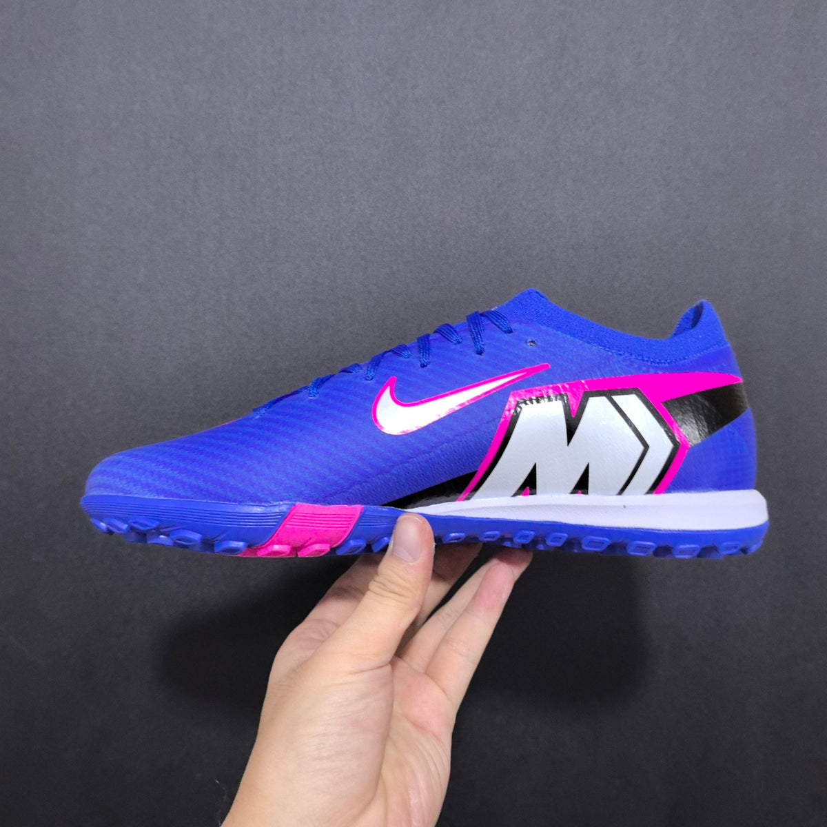 Chuteira Society Nike Air Zoom Mercurial Vapor 16 TF Elite + Brindes