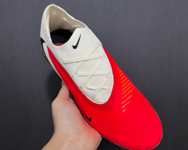 Chuteira Society Nike Phantom GX 6 TF Elite + Brindes
