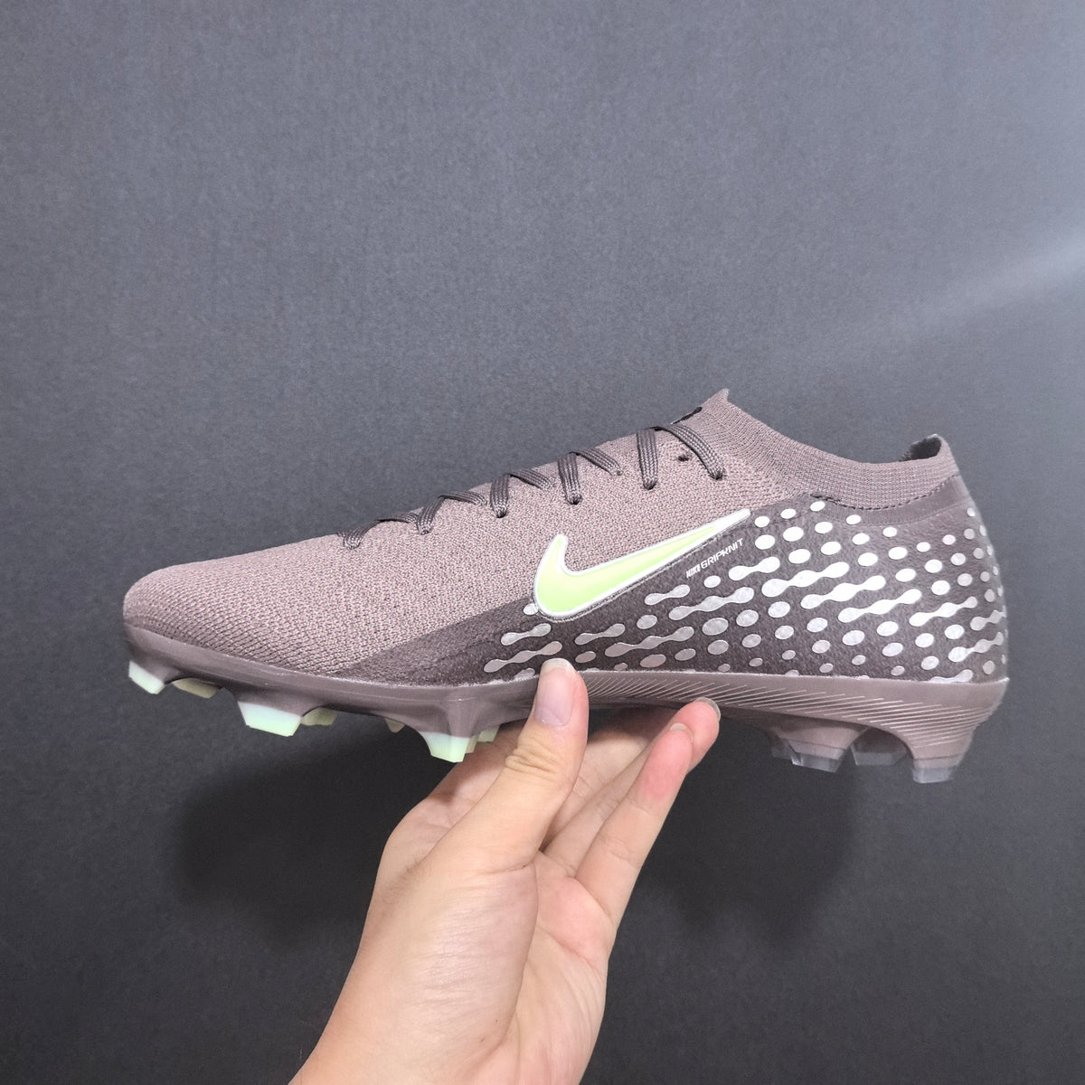 Chuteira Campo Nike Air Zoom Mercurial Vapor 16 Elite + Brindes