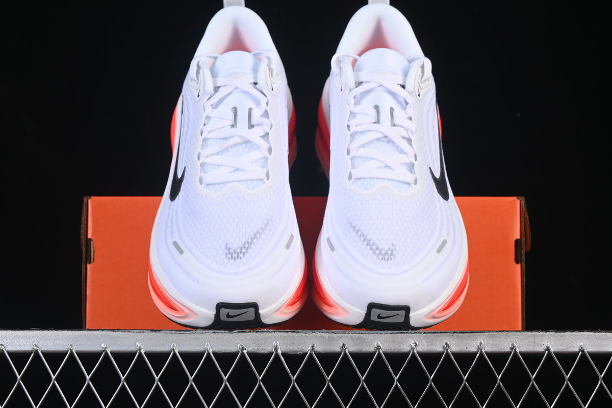 Tênis Nike Air Zoom Vomero Plus