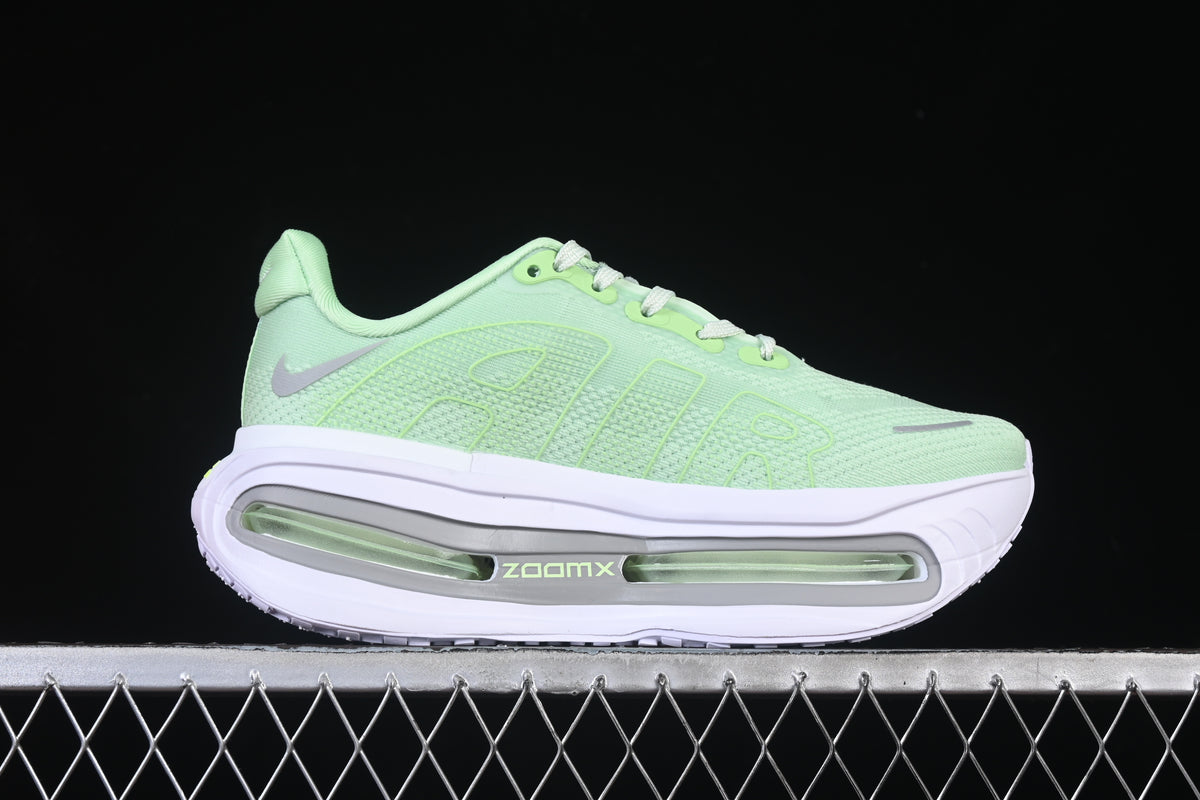 Tênis Nike Air Zoom Vomero Premium