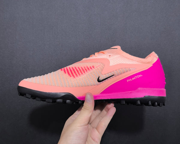 Chuteira Society Nike Phantom GX 6 TF Elite + Brindes
