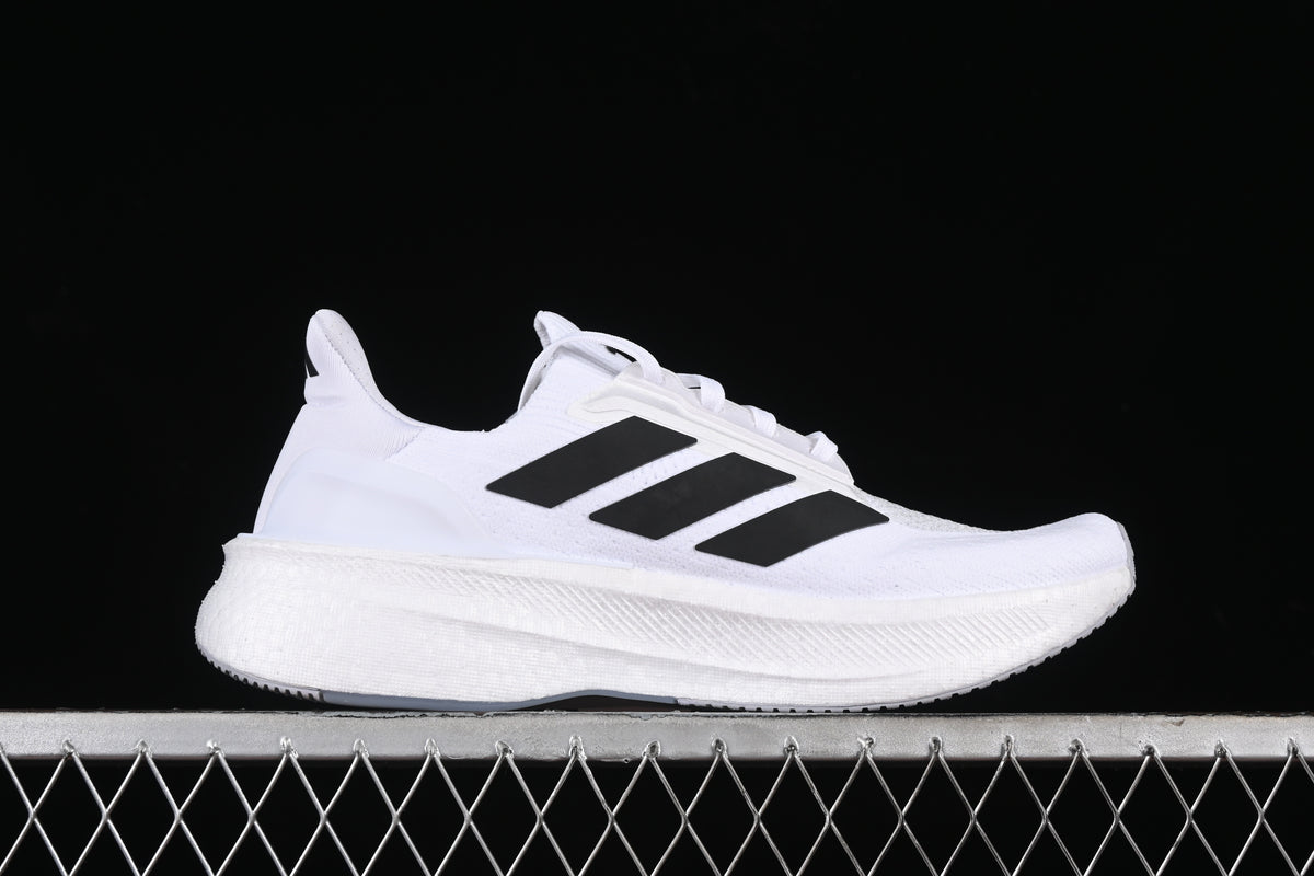 Tênis Adidas Ultraboost 5X