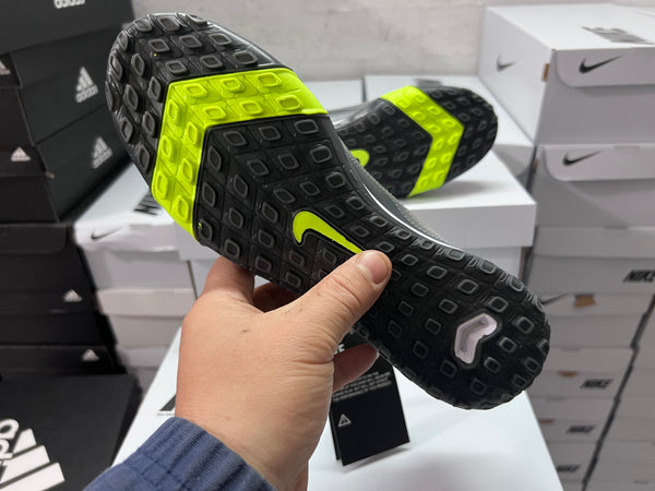 Chuteira Society Nike Mercurial Vapor Air Max 95 TF Elite + Brindes