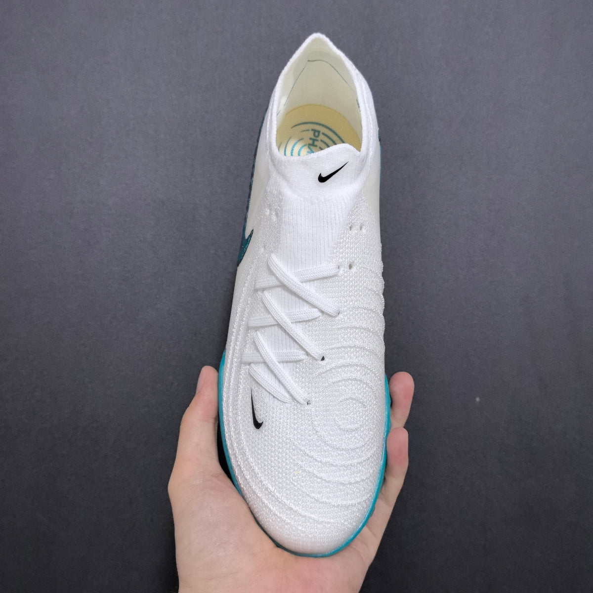 Chuteira Society Nike Phantom Luna TF 2 Elite + Brindes