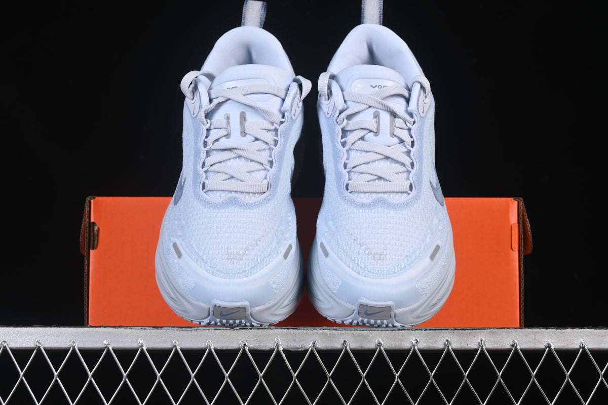 Tênis Nike Air Zoom Vomero Plus