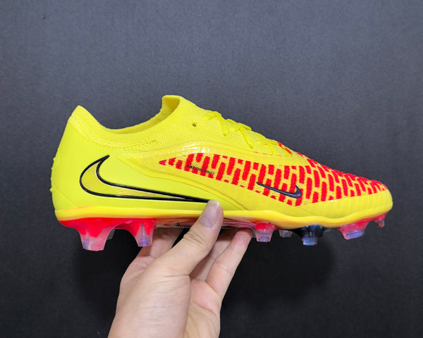 Chuteira Campo Nike Phantom GX 6 FG Elite + Brindes