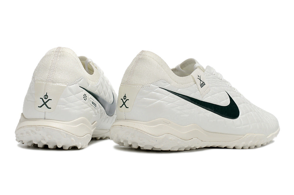 Chuteira Society Nike Tiempo Legend 10 TF Elite + Brindes