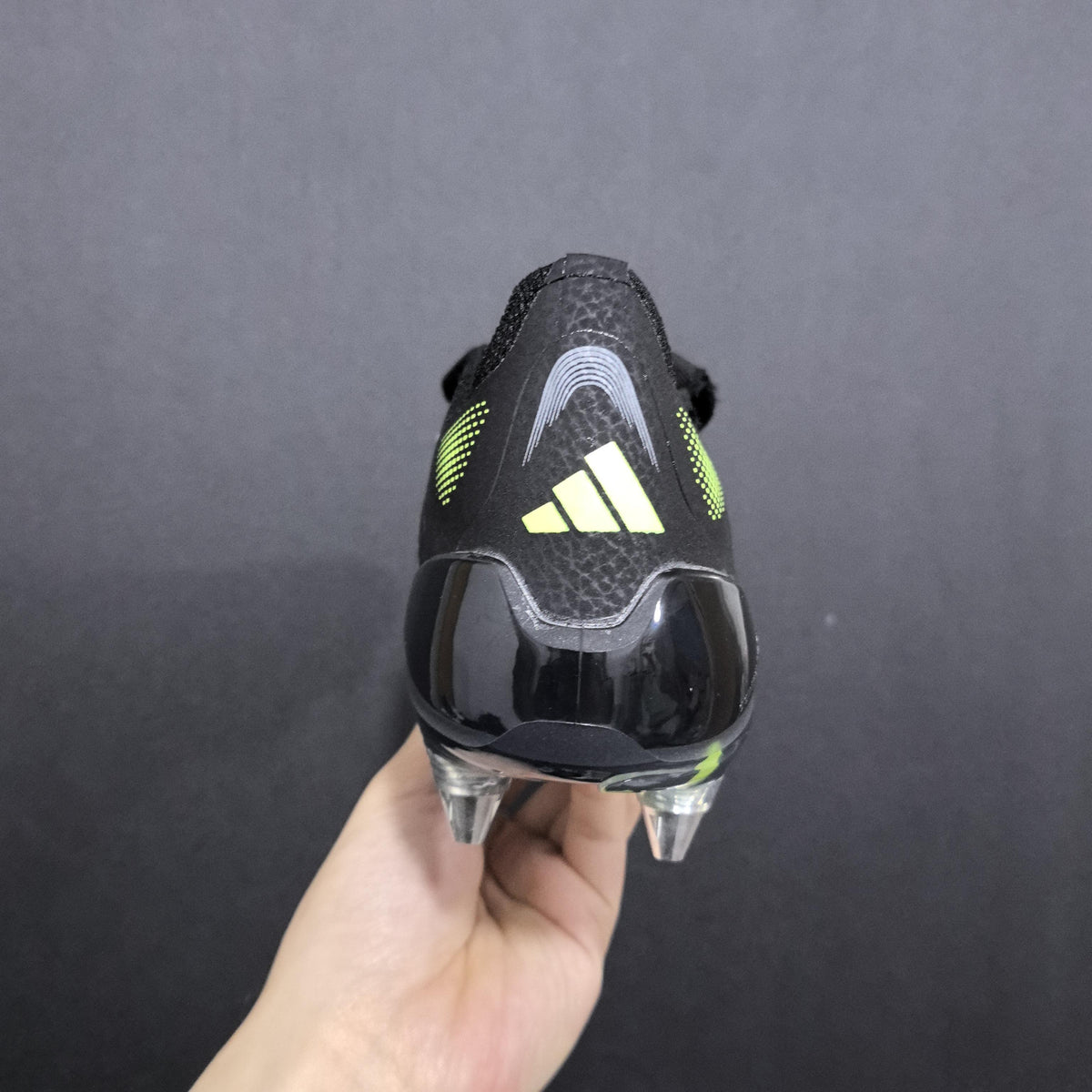 Chuteira Campo Adidas Predator SG Elite + Brindes