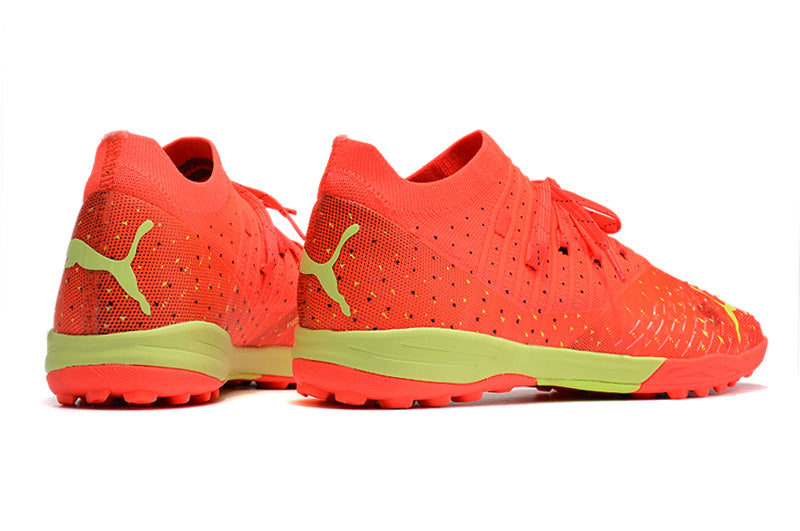Chuteira Society Puma Future Z 1.3 TF Elite + Brindes