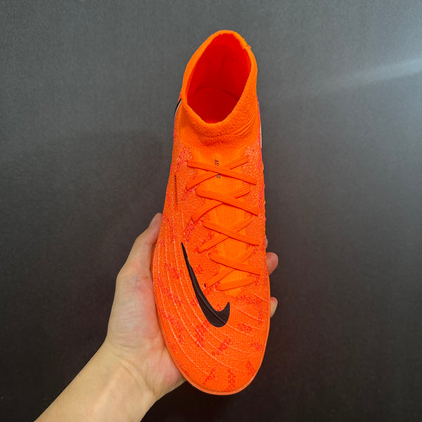 Chuteira Society Nike Phantom Luna TF 1 Elite + Brindes
