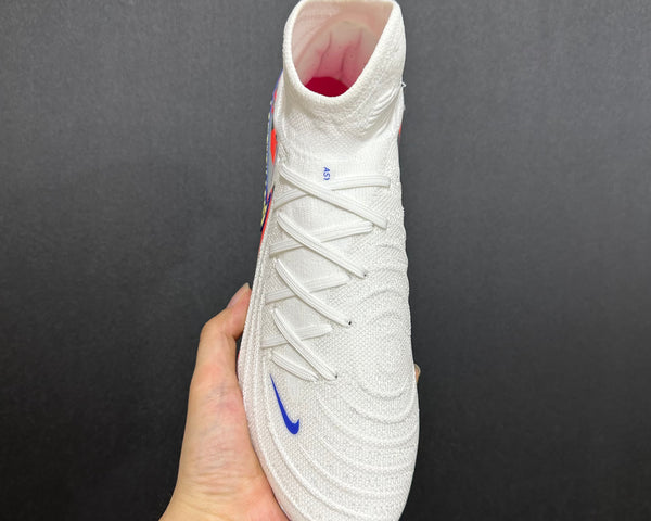 Chuteira Campo Nike Phantom Luna 2 AG Elite + Brindes