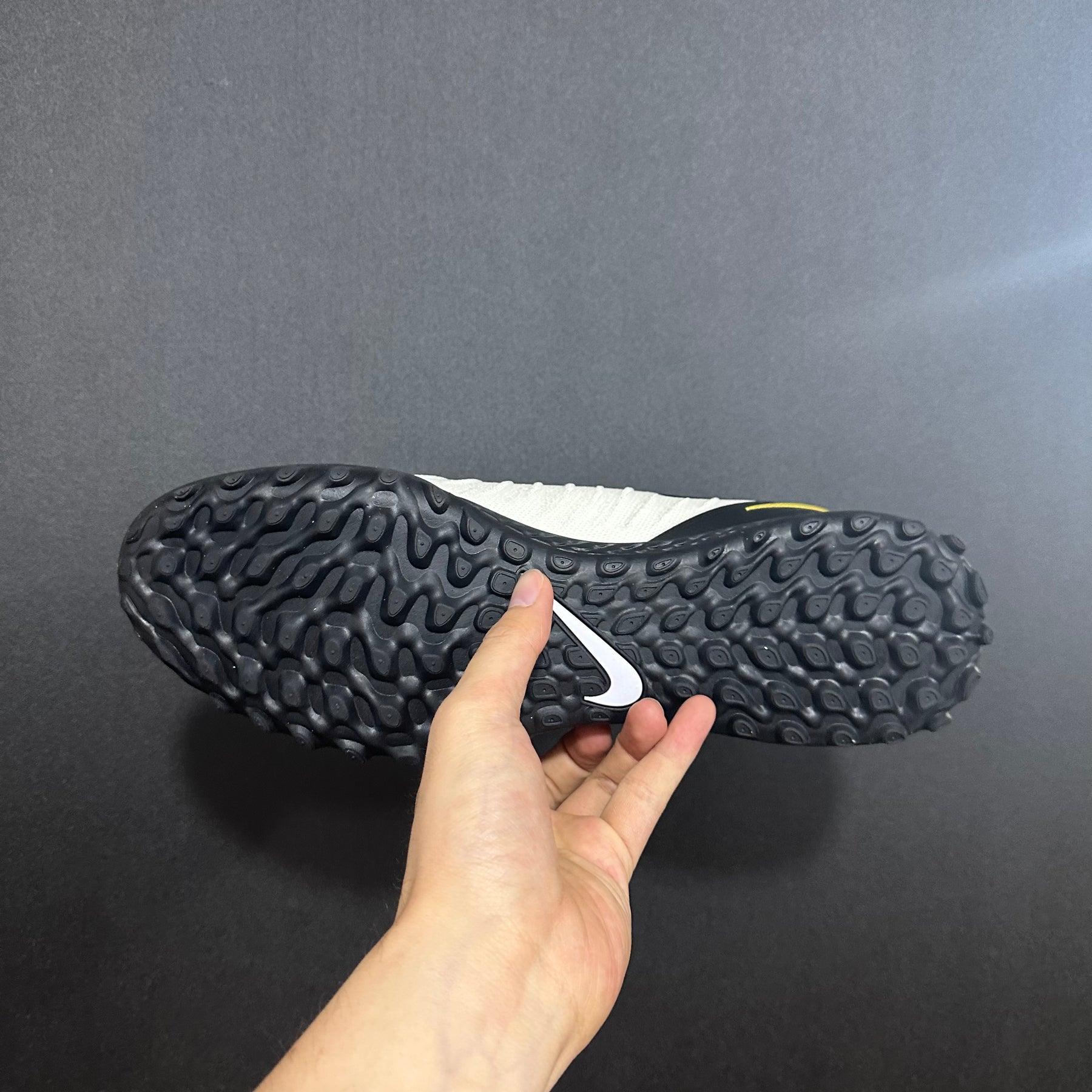 Chuteira Society Nike Phantom Luna TF 2 Elite + Brindes Exclusivos