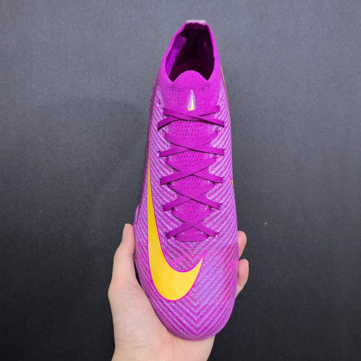 Chuteira Society Nike Air Zoom Mercurial Vapor 16 TF Elite + Brindes Exclusivos