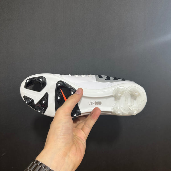 Chuteira Campo Nike CTR360 Maestri III FG + Brindes