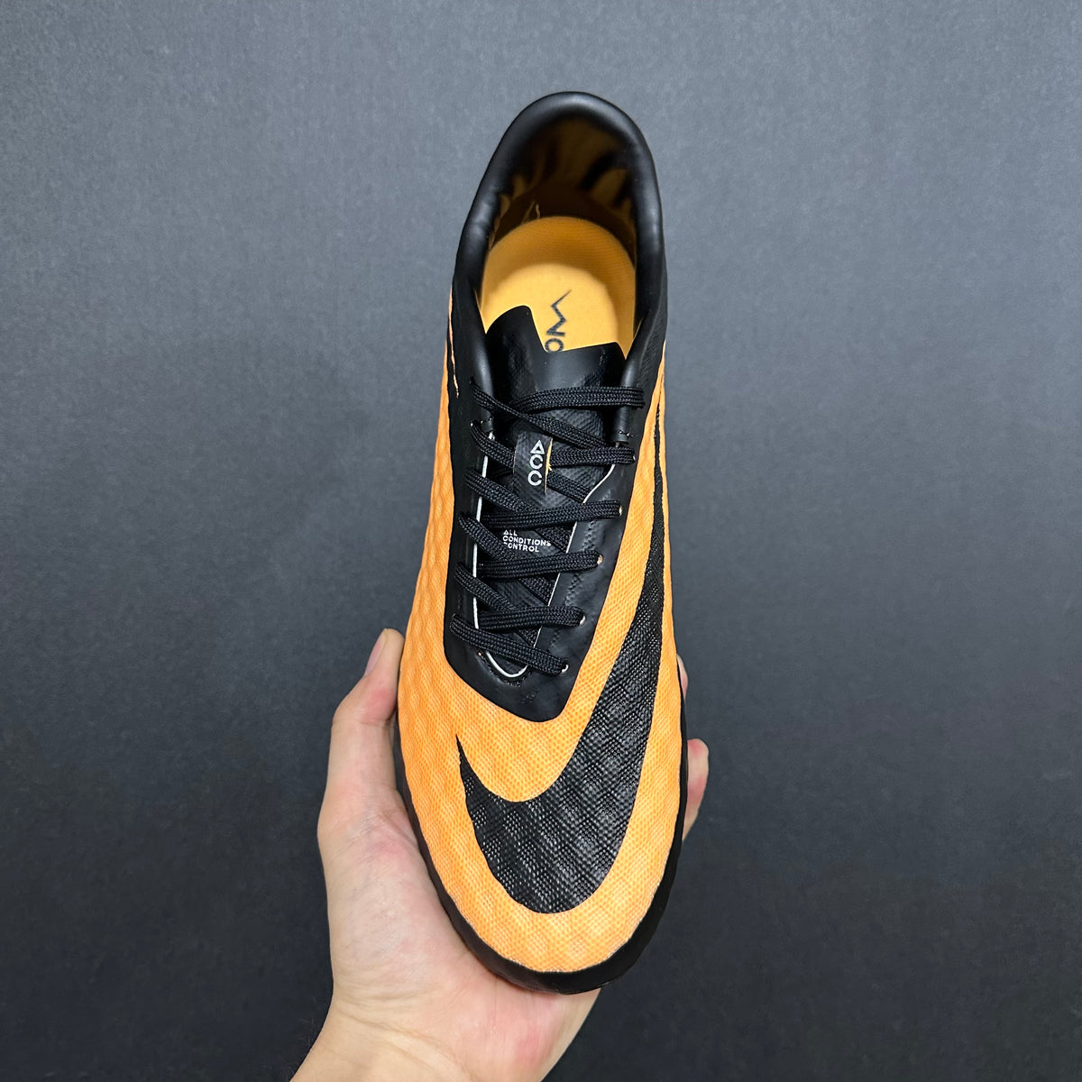 Chuteira Campo Nike Hypervenom Phantom fg Elite + Brindes