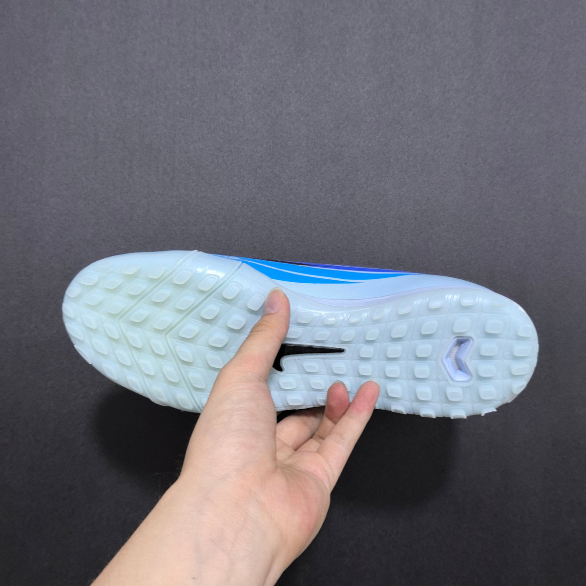 Chuteira Society Nike Air Zoom Mercurial Vapor 16 TF Elite + Brindes