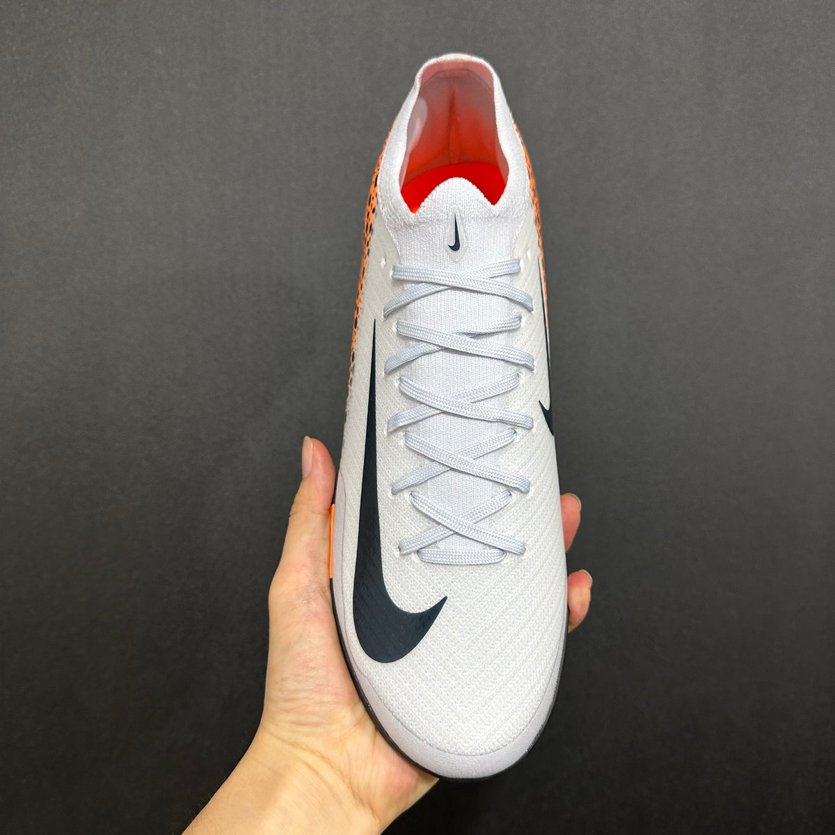 Chuteira Society Nike Air Zoom Mercurial Vapor 16 TF Elite + Brindes Exclusivos