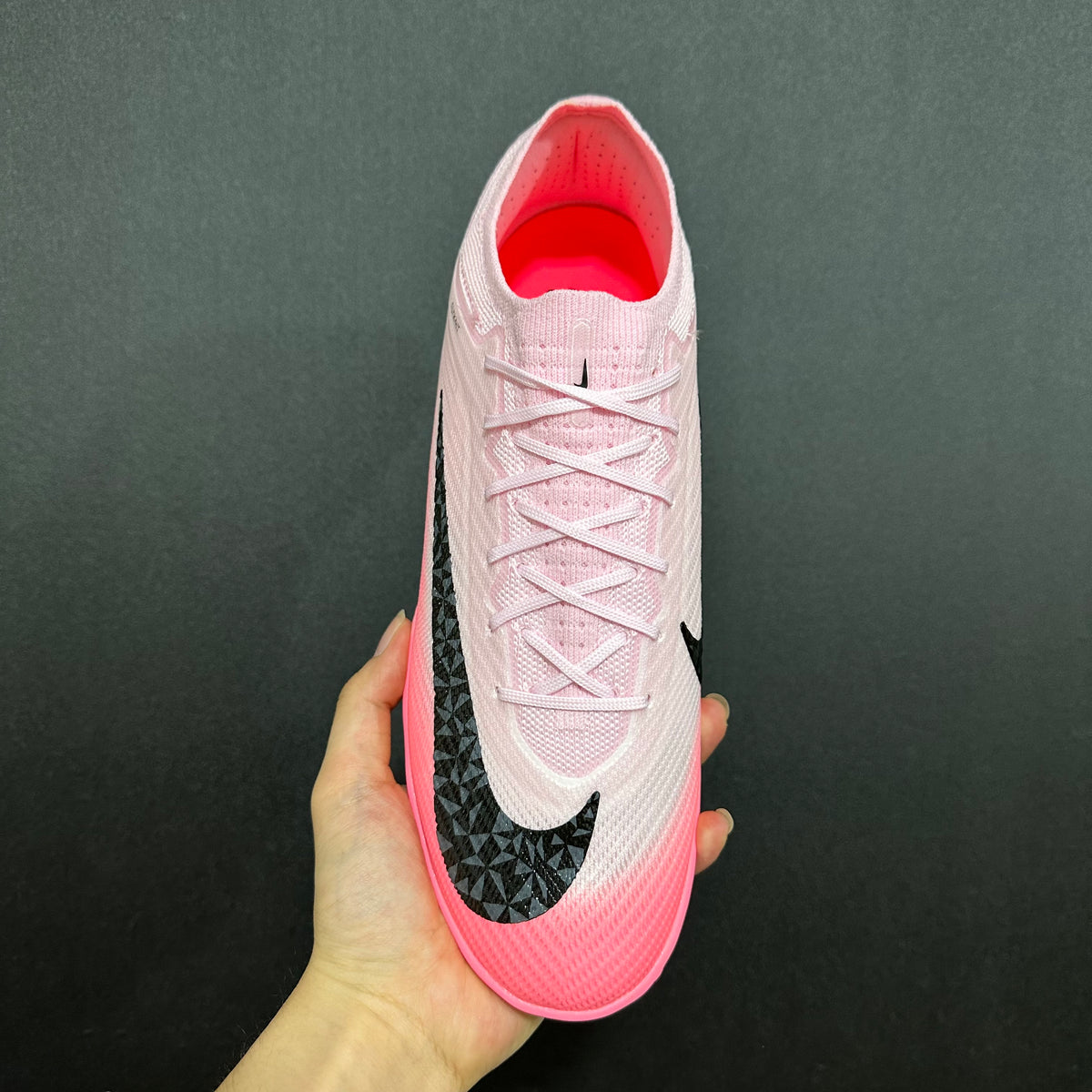 Chuteira Society Nike Air Zoom Mercurial Vapor 15 TF Elite + Brindes