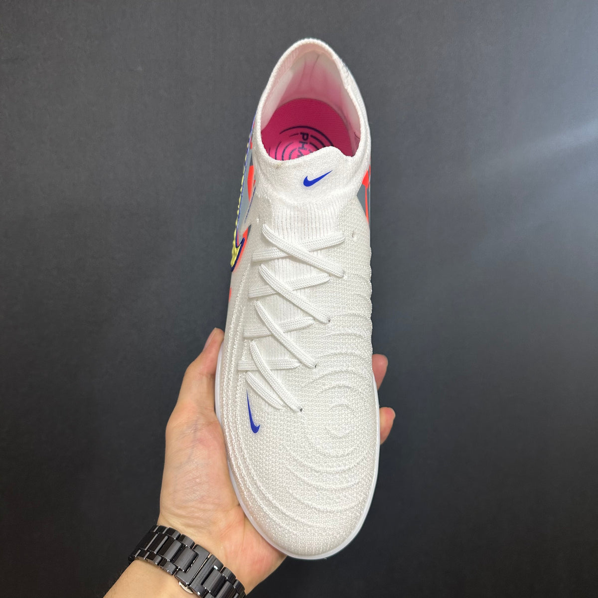Chuteira Society Nike Phantom Luna TF 2 Elite + Brindes