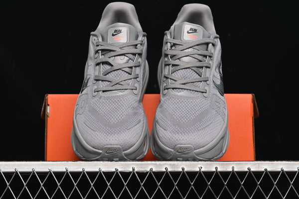 Tênis Nike Air Zoom Vomero Premium