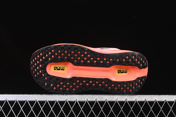 Tênis Nike Air Zoom Vomero Plus