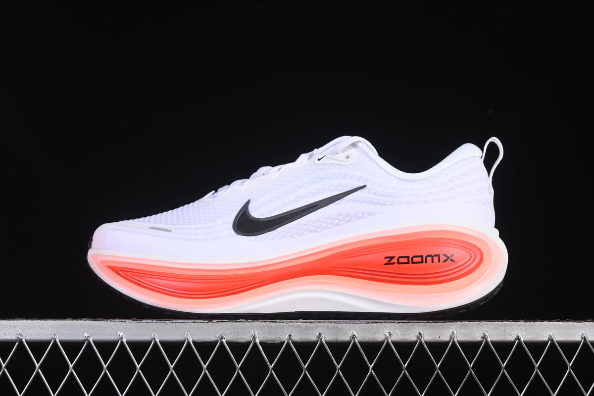 Tênis Nike Air Zoom Vomero Plus
